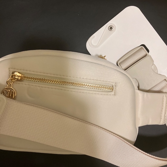 Steve Madden Woven Fanny Pack in Cream - Picture 2 of 10